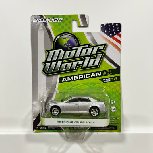 Greenlight Motor World | Chrysler 300C (Silver)