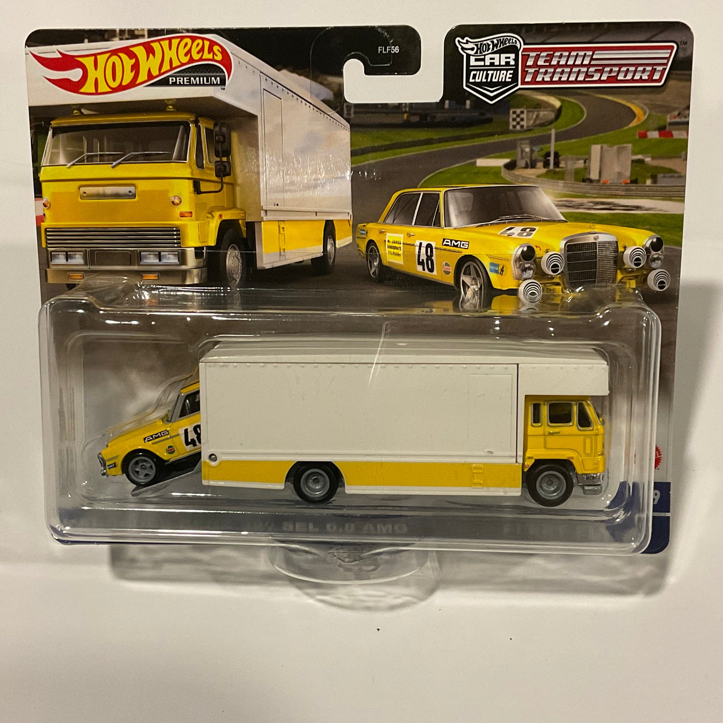 Hot Wheels Premium | Mercedes Transport
