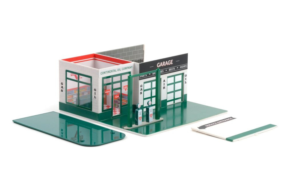 GREENLIGHT | Vintage Conoco Gas Station